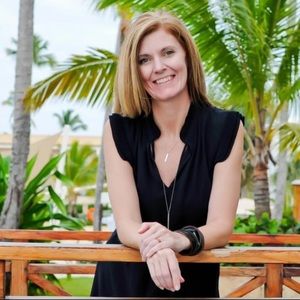 Meet your Posher, Leslie